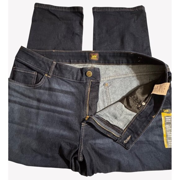 NWT Lee Legendary Plus STRAIGHT Mid Rise Jeans 22W Petite Dark Wash Women - Picture 7 of 11